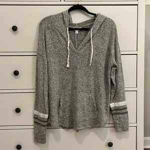 Market & Spruce lightweight gray hoodie. So soft!